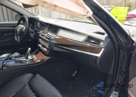 2011 BMW 550 Xi из США, поврежденный, VIN WBAFU9C50BC784236